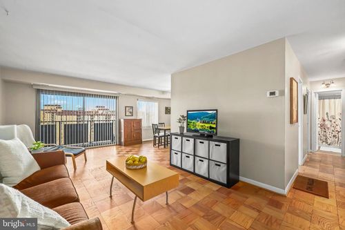 906-3101 S Manchester St, FALLS CHURCH, VA, 22044-2728 | Card Image