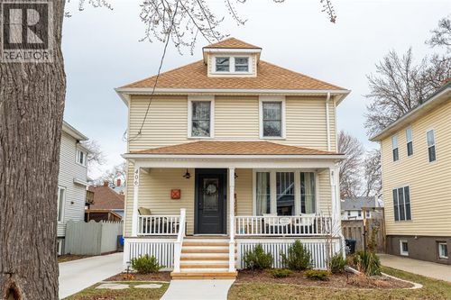 406 Devine St, Sarnia, ON, N7T1V5 | Card Image