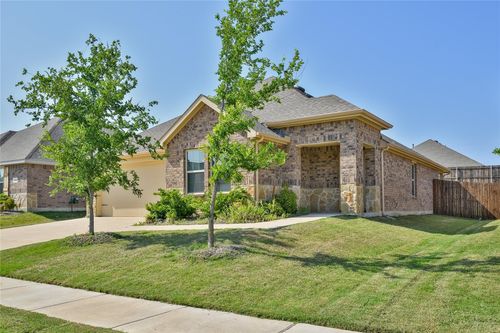 604 Calm Springs Dr, Princeton, TX, 75407-9805 | Card Image