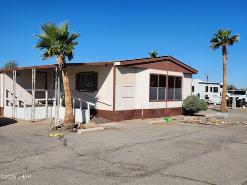 394 N Central Blvd, Quartzsite, AZ, 85346-0139 | Card Image