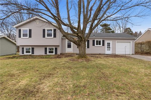 36 Yellowstone Drive, Henrietta, NY, 14586 | Card Image