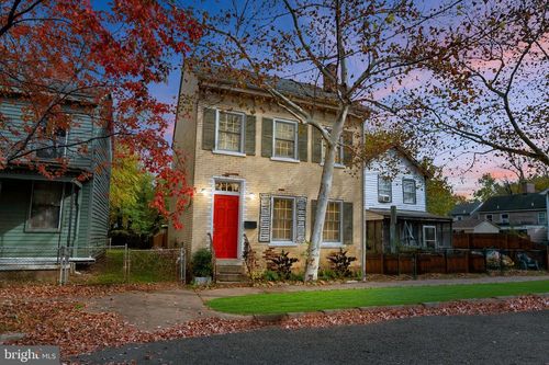 305 Prince Edward St, FREDERICKSBURG, VA, 22401-6036 | Card Image