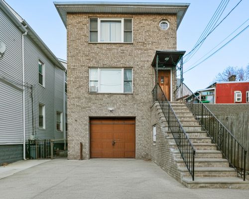 238 Van Nostrand Ave, Jersey City, NJ, 07305-8044 | Card Image