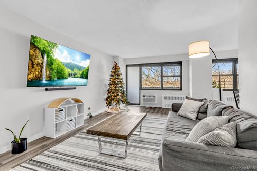 apt-2b-155 Ferris Ave, White Plains, NY, 10603-3440 | Card Image