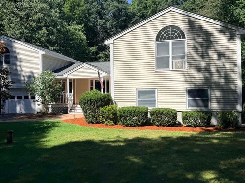 18 Windsor Dr, Amherst, NH, 03031-2103 | Card Image
