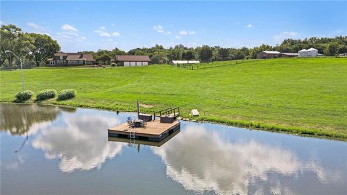 16695 B Hwy, Smithville, MO, 64089-8589 | Card Image