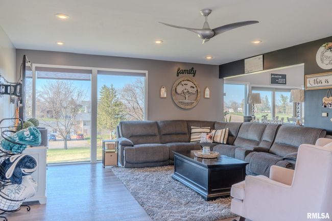 1487 Main Ave, House other with 3 bedrooms, 4 bathrooms and null parking in Clinton IA | Image 12
