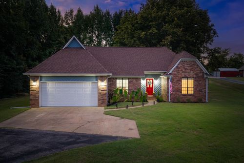 62 Comanche Dr, Millington, TN, 38053-1014 | Card Image