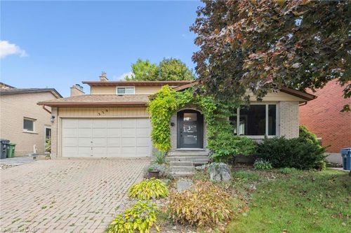 236 Ironwood Rd, Guelph, ON, N1G3G1 | Card Image
