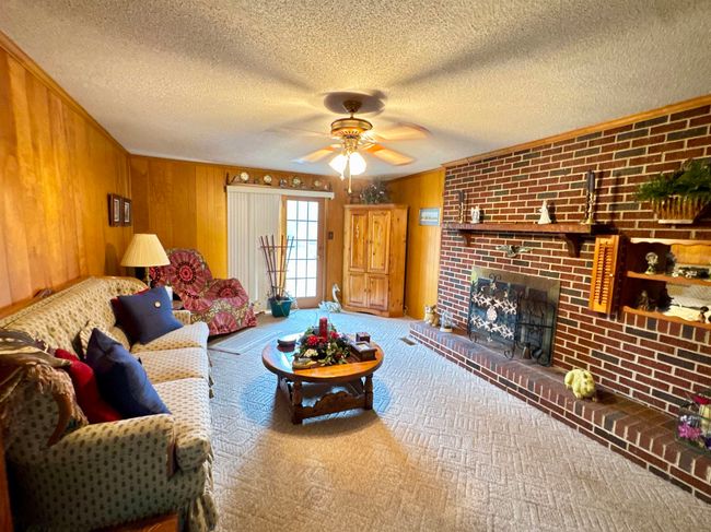 8627 Valley Falls Rd, House other with 3 bedrooms, 2 bathrooms and null parking in Boiling Springs SC | Image 21