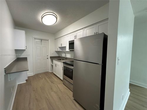 apt-11-110 Ne 19th Ave, Deerfield Beach, FL, 33441-4509 | Card Image