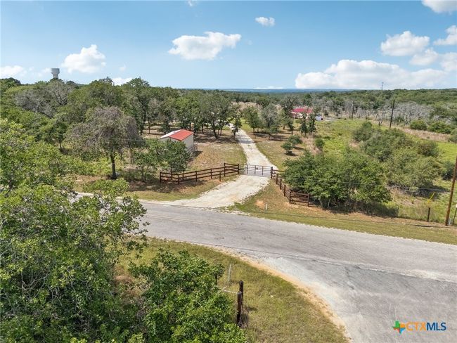 4049 Hickory Forrest Dr, Home with 3 bedrooms, 3 bathrooms and null parking in Seguin TX | Image 38