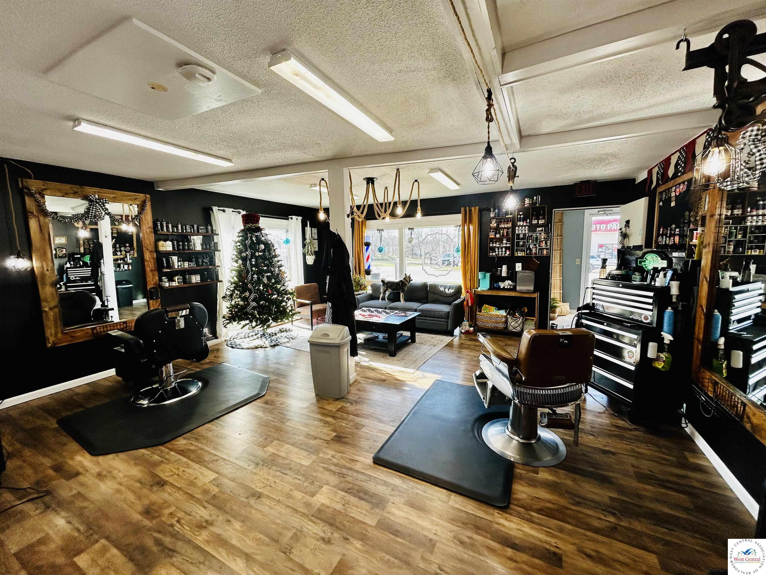 Commercial Sale in Knob Noster 2
