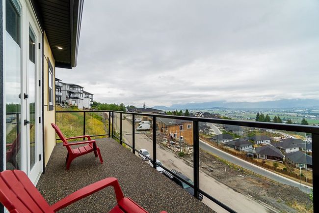 8204 Harvest Place, House other with 6 bedrooms, 4 bathrooms and null parking in Chilliwack BC | Image 17