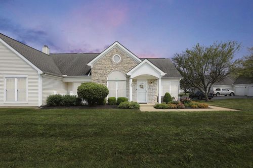 1243 Dunhurst St, Circleville, OH, 43113-1382 | Card Image