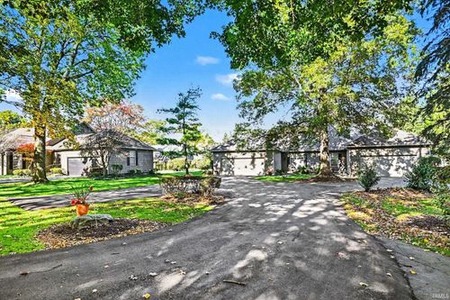 1309 E Erskine Manor Hl, South Bend, IN, 46614-2186 | Card Image