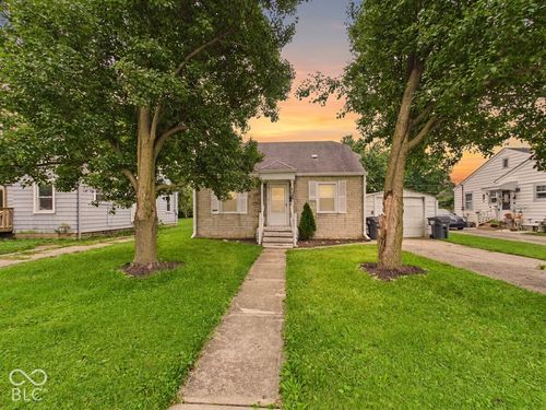 327 Edgemound Dr, Anderson, IN, 46013-4040 | Card Image
