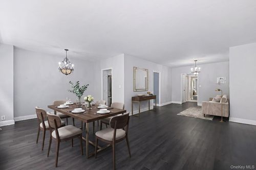3k4-260 Garth Rd, Scarsdale, NY, 10583-4022 | Card Image