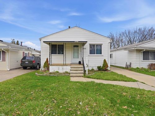 20629 Hollywood St, Harper Woods, MI, 48225-1162 | Card Image