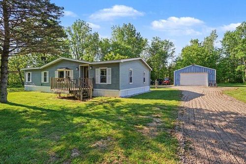 71117 County Road 384, South Haven, MI, 49090-7726 | Card Image