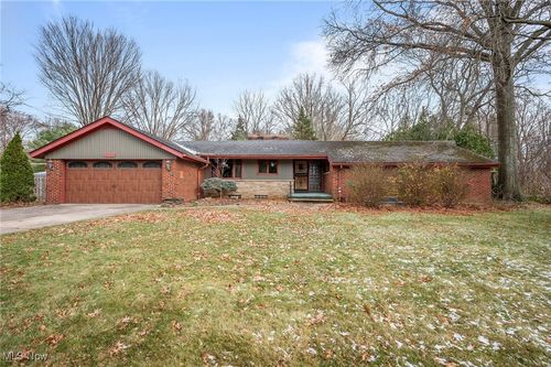 7683 Brecksville Road, Independence, OH, 44131 | Card Image