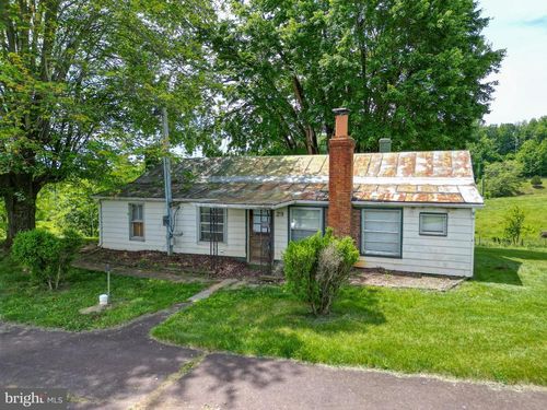 29 Antique Ln, Sperryville, VA, 22740-2180 | Card Image