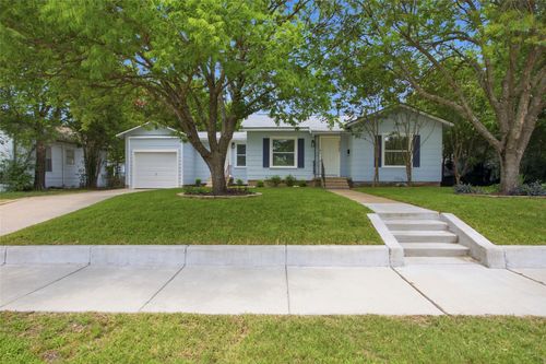 4930 Donnelly Ave, Fort Worth, TX, 76107-5310 | Card Image