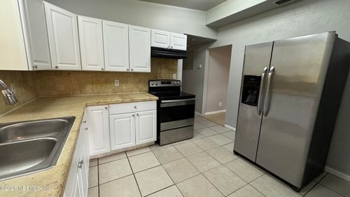 1053 Cherbourg Ave E, Jacksonville, FL, 32205-4511 | Card Image