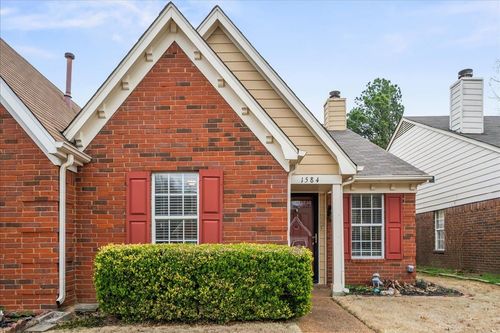 1584 Beaver Trail Dr, Cordova, TN, 38016-6022 | Card Image