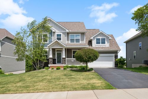 8205 Ridge Rd, Victoria, MN, 55386-5004 | Card Image