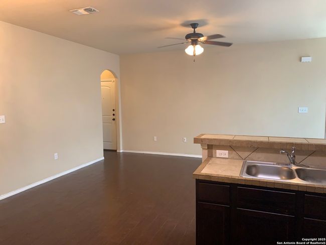 201 Anne Louise Dr, Home with 3 bedrooms, 3 bathrooms and null parking in New Braunfels TX | Image 12