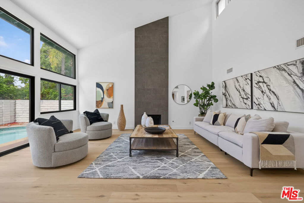 Residential in Westlake Village 3