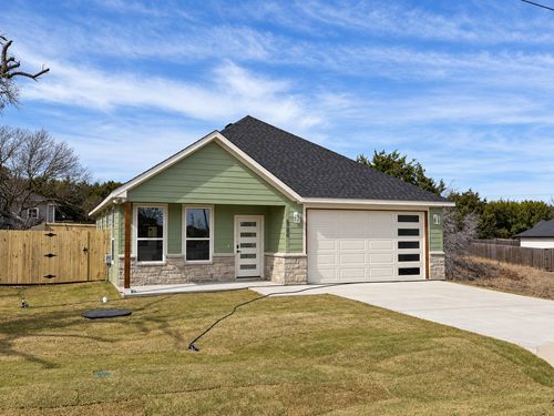 5206 Stoneridge Dr, Granbury, TX, 76048-6447 | Card Image