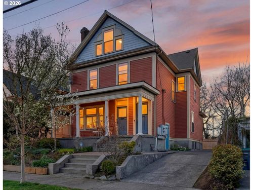 237 239 Ne Graham St, Portland, OR, 97212-3006 | Card Image