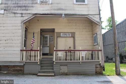 a-2 Enterprise St, GLEN ROCK, PA, 17327-1025 | Card Image