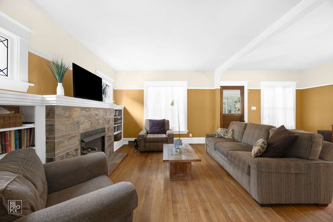 3231 Wesley Ave, House other with 4 bedrooms, 2 bathrooms and 2 parking in Berwyn IL | Image 5