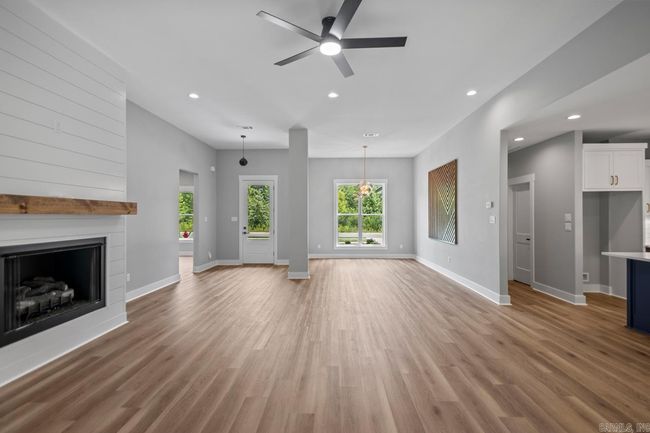6185 Creekwater Dr, House other with 4 bedrooms, 3 bathrooms and null parking in Alexander AR | Image 6