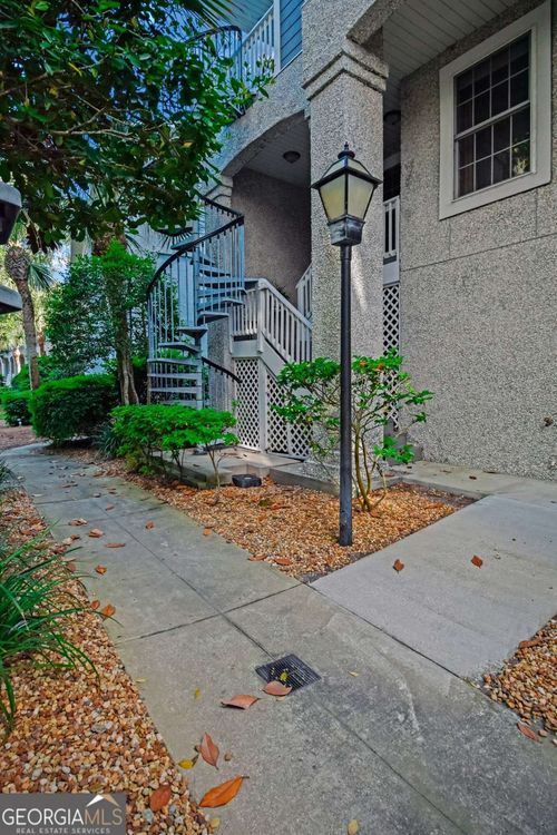 124-200 Salt Air Dr, Saint Simons Is, GA, 31522-4155 | Card Image