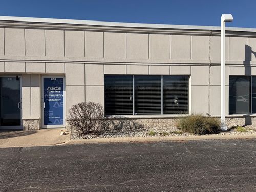 unit-609-26575 W Commerce Dr, Volo, IL, 60073-9662 | Card Image