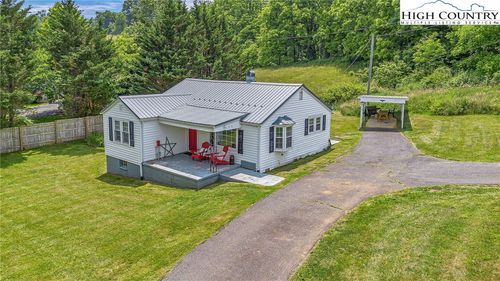 609 W Main St, Jefferson, NC, 28640-9740 | Card Image