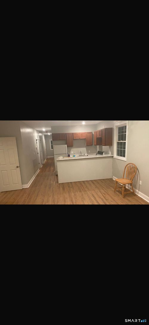 142 Chestnut Ave, Waterbury, CT, 06710-1808 | Card Image