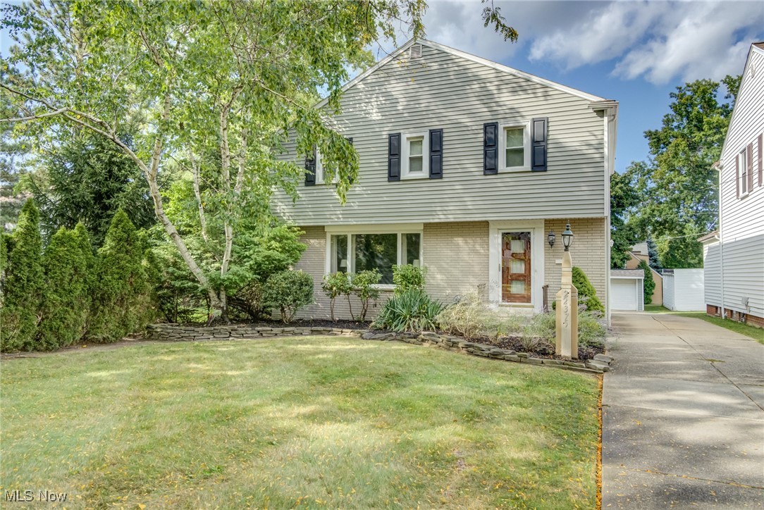 Fairmount Blvd, Shaker Heights, OH 44118