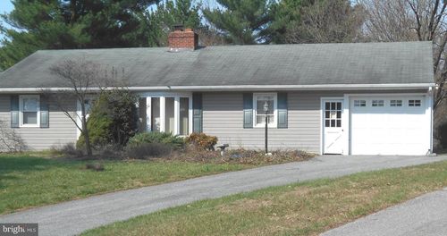 822 Wisteria Dr, WESTMINSTER, MD, 21157-6239 | Card Image