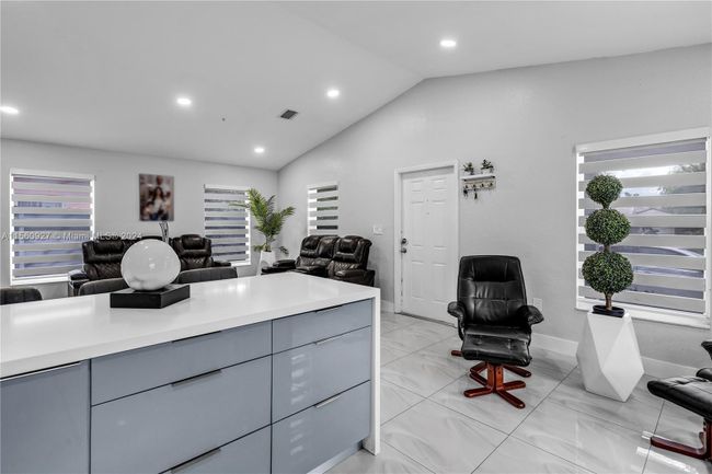 24260 Sw 129 Th Path, House other with 3 bedrooms, 1 bathrooms and null parking in Homestead FL | Image 9