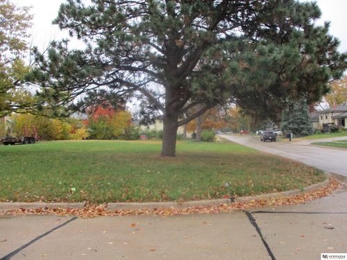 6423 S 77th Cir, Ralston, NE, 68127-4332 | Card Image