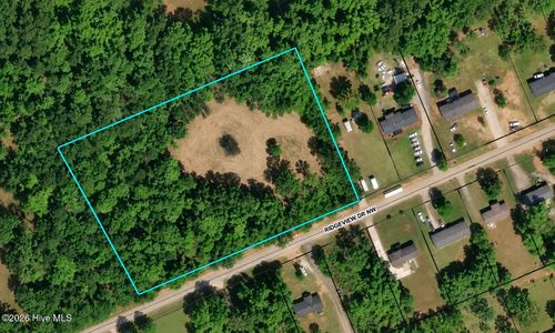 2030 Ridgeview Dr, Thomson, GA, 30824-7148 | Card Image