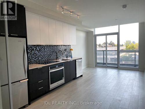302-2 Sonic Way, North York, ON, M3C0P2 | Card Image