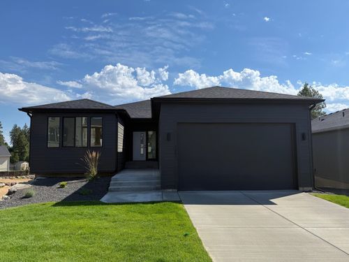 3203 S Custer Ln, Spokane, WA, 99223-1252 | Card Image