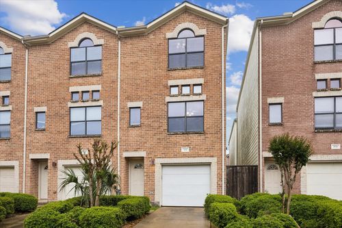 301-3501 Link Valley Drive, Houston, TX, 77025 | Card Image