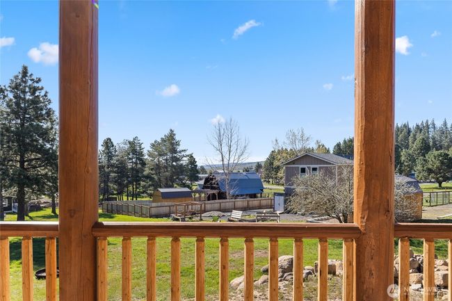 351 Ridge Loop Rd, House other with 2 bedrooms, 2 bathrooms and null parking in Cle Elum WA | Image 29